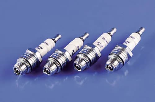 Свічки запалювання ГАЗ 21, 24, 53, 66, 2410, 3102, 31029, 3110 "Волга", 3307, 3308, УАЗ 3151, УАЗ 469 (Super N17C.4B) BRISK - зображення 1