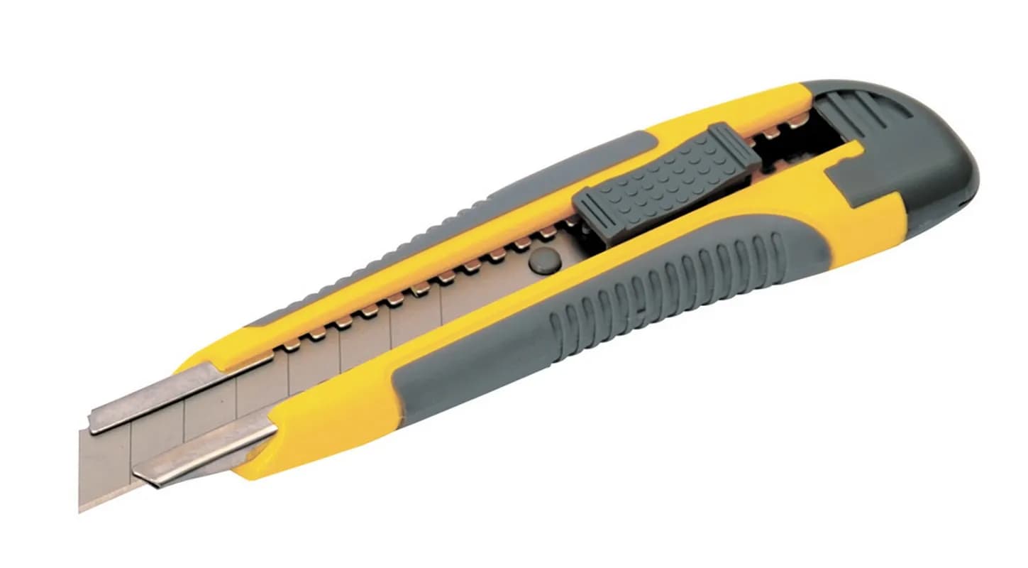 Ніж будівельний MASTERTOOL з відламним лезом 18 мм ABS пластик з TPR покриттям металева напрямна кнопковий фіксатор 3 леза 17-0119 - зображення 1