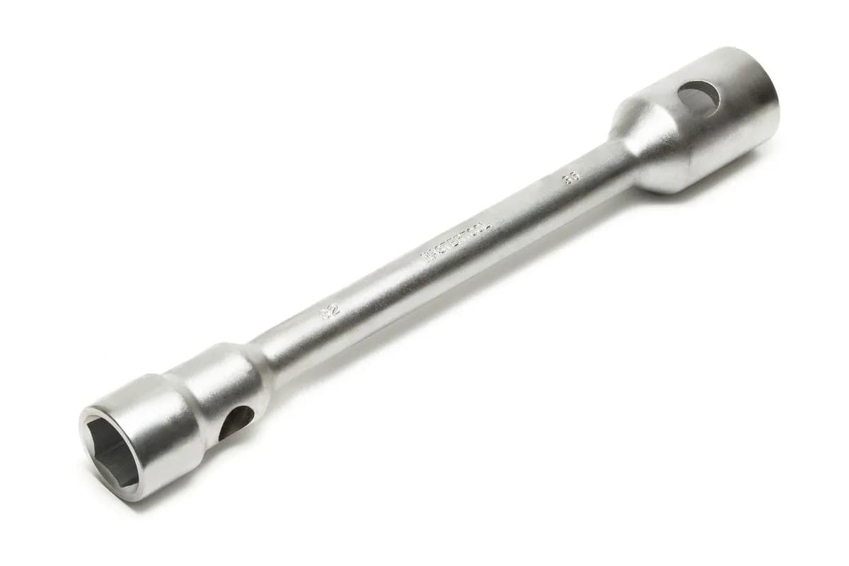 Ключ балонний MASTERTOOL 32×36 мм 400 мм CrV 73-3236 - зображення 1