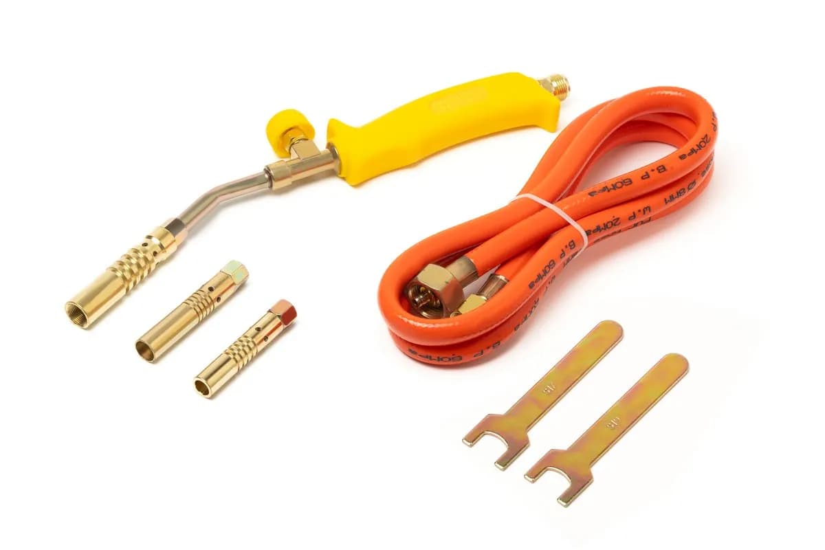Пальник ручний газоповітряний MASTERTOOL з насадками Ø 13/14/17 мм 370 мм 157 г/год 2200 Вт 1300°C 44-5056 - зображення 1